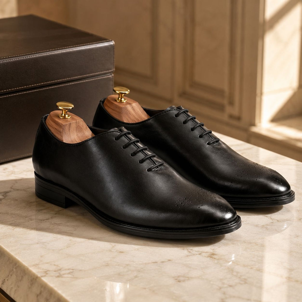 Zamri Black Wholecut Oxford – Matte Leather with Medallion Toe