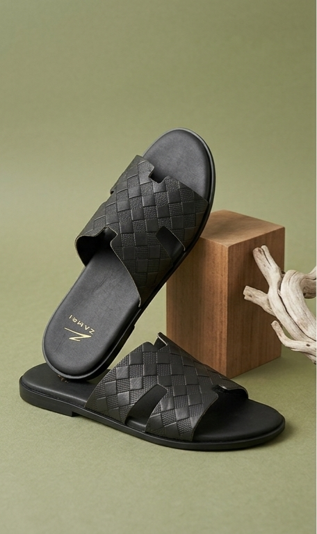 Black Box Haven Sandal